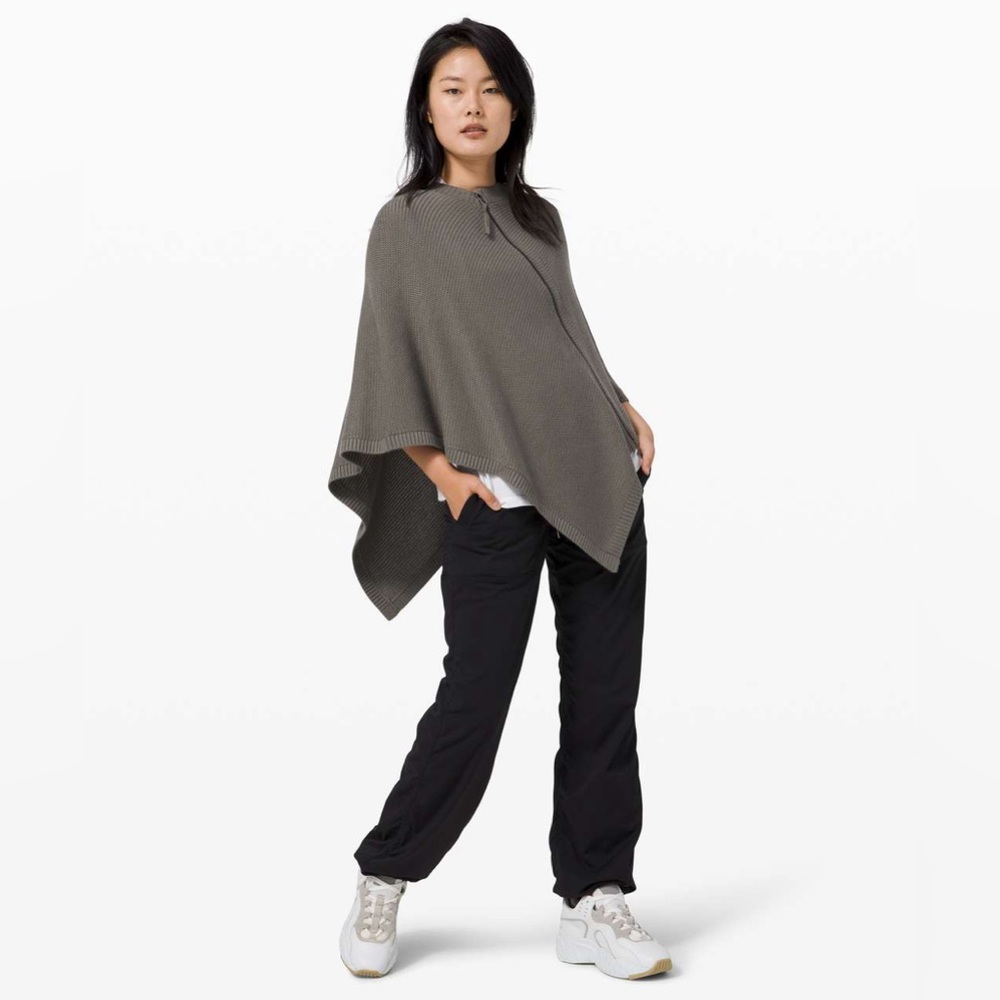 Lululemon On The Go Knit Poncho in Grey Sage